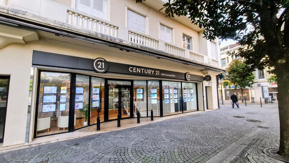 l'équipe de l'agence GM Immobilier