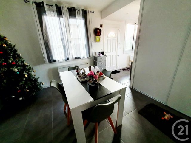 Appartement T3 à louer - 3 pièces - 51.49 m2 - TARBES - 65 - MIDI-PYRENEES - Century 21 Gm Immobilier