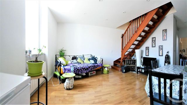 Appartement T4 à vendre - 4 pièces - 77.32 m2 - TARBES - 65 - MIDI-PYRENEES - Century 21 Gm Immobilier Appartement T4 à vendre - 4 pièces - 77.32 m2 - TARBES - 65 - MIDI-PYRENEES - Century 21 Gm Immobilier