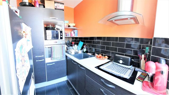 Appartement T4 à vendre - 4 pièces - 77.32 m2 - TARBES - 65 - MIDI-PYRENEES - Century 21 Gm Immobilier Appartement T4 à vendre - 4 pièces - 77.32 m2 - TARBES - 65 - MIDI-PYRENEES - Century 21 Gm Immobilier