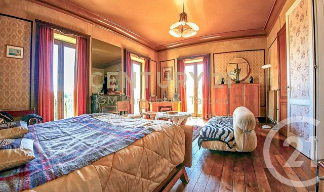 Afficher la photo en grand maison à vendre - 14 pièces - 450.55 m2 - BAGNERES DE BIGORRE - 65 - MIDI-PYRENEES - Century 21 Gm Immobilier