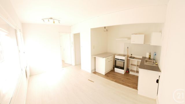 Appartement T2 à louer - 2 pièces - 30.05 m2 - TARBES - 65 - MIDI-PYRENEES - Century 21 Gm Immobilier