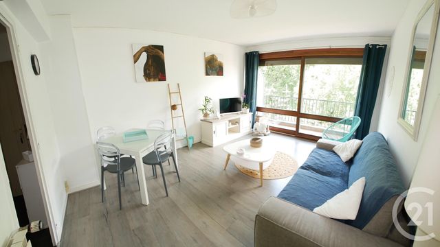 Appartement T3 à louer - 3 pièces - 61.69 m2 - TARBES - 65 - MIDI-PYRENEES - Century 21 Gm Immobilier