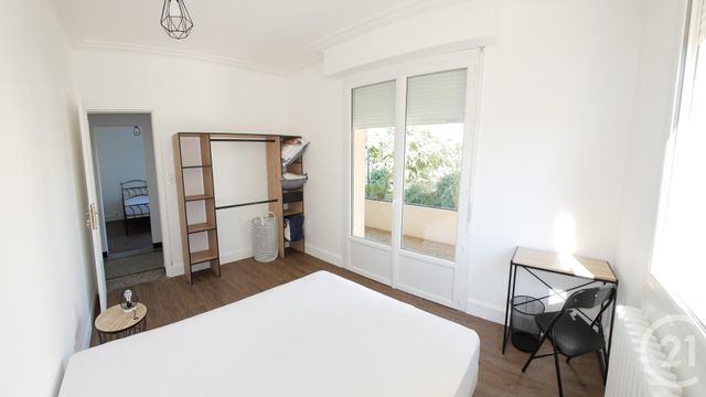 Appartement T4 à louer - 4 pièces - 132.75 m2 - TARBES - 65 - MIDI-PYRENEES - Century 21 Gm Immobilier