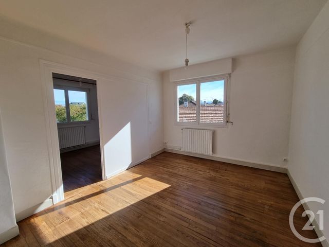 Appartement T3 à louer - 3 pièces - 60.11 m2 - TARBES - 65 - MIDI-PYRENEES - Century 21 Gm Immobilier