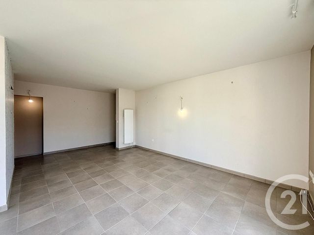 Appartement T3 à vendre - 3 pièces - 76.18 m2 - TARBES - 65 - MIDI-PYRENEES - Century 21 Gm Immobilier