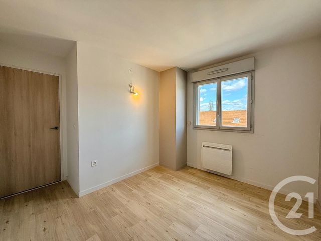 Appartement T3 à vendre - 3 pièces - 76.18 m2 - TARBES - 65 - MIDI-PYRENEES - Century 21 Gm Immobilier