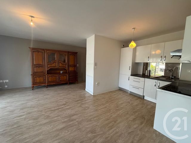 Appartement F4 à vendre - 4 pièces - 85.65 m2 - TARBES - 65 - MIDI-PYRENEES - Century 21 Gm Immobilier