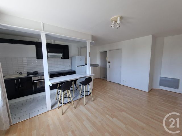 Appartement T2 à louer - 2 pièces - 38.0 m2 - TARBES - 65 - MIDI-PYRENEES - Century 21 Gm Immobilier