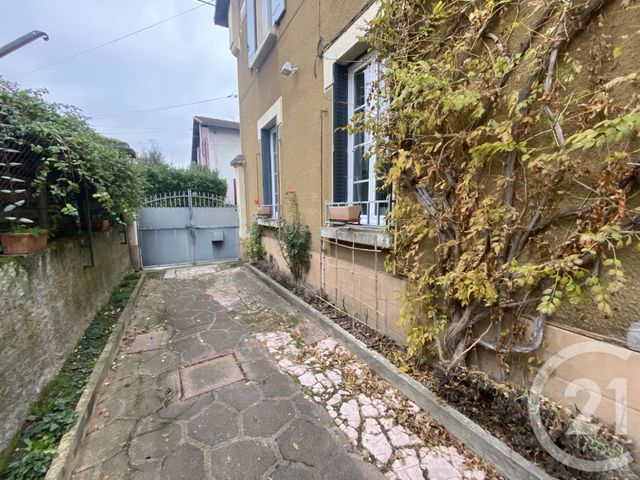 maison à louer - 6 pièces - 158.0 m2 - TARBES - 65 - MIDI-PYRENEES - Century 21 Gm Immobilier