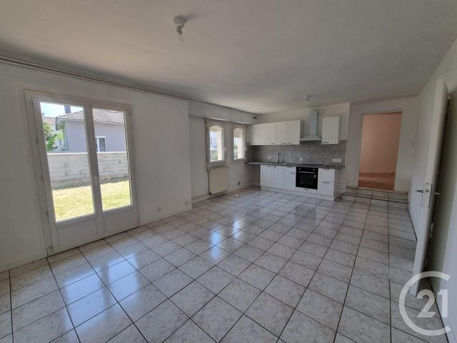 maison à louer - 6 pièces - 169.87 m2 - SEMEAC - 65 - MIDI-PYRENEES - Century 21 Gm Immobilier