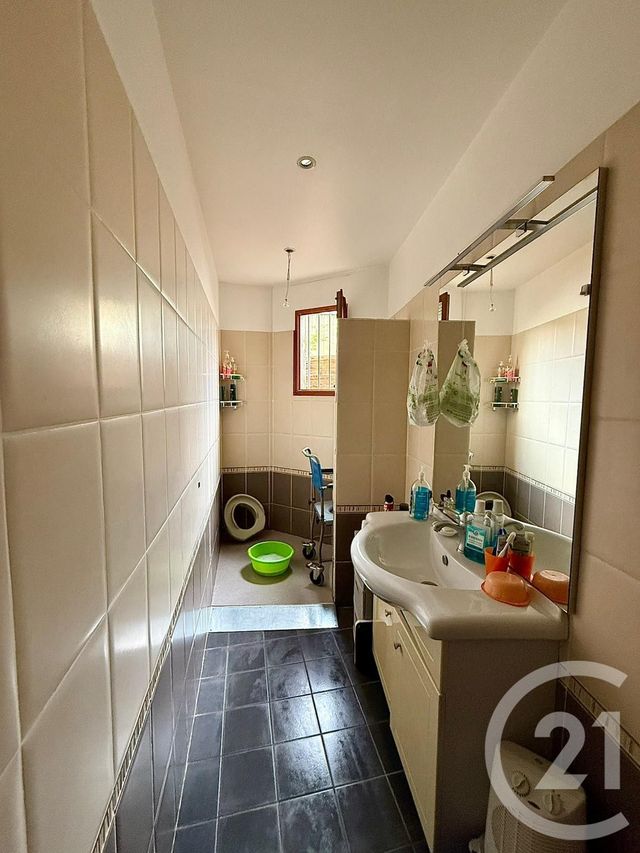 Appartement T3 à vendre - 3 pièces - 57.67 m2 - TARBES - 65 - MIDI-PYRENEES - Century 21 Gm Immobilier