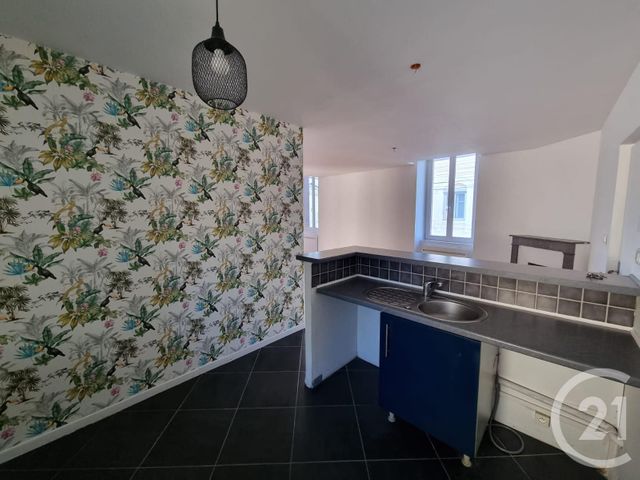 Appartement T3 à louer - 3 pièces - 67.02 m2 - TARBES - 65 - MIDI-PYRENEES - Century 21 Gm Immobilier