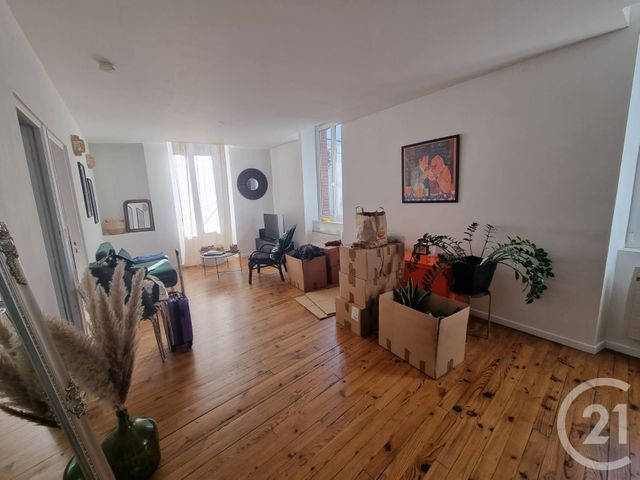 Afficher la photo en grand Appartement T3 à louer - 3 pièces - 67.02 m2 - TARBES - 65 - MIDI-PYRENEES - Century 21 Gm Immobilier