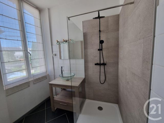 Appartement T3 à louer - 3 pièces - 67.02 m2 - TARBES - 65 - MIDI-PYRENEES - Century 21 Gm Immobilier