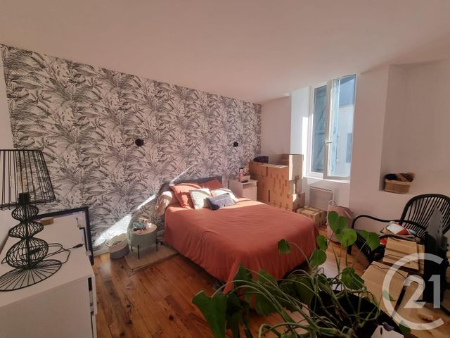 Afficher la photo en grand Appartement T3 à louer - 3 pièces - 67.02 m2 - TARBES - 65 - MIDI-PYRENEES - Century 21 Gm Immobilier