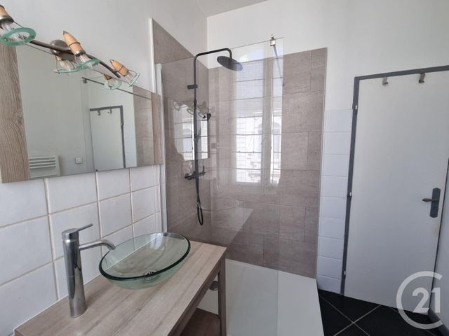 Appartement T3 à louer - 3 pièces - 67.02 m2 - TARBES - 65 - MIDI-PYRENEES - Century 21 Gm Immobilier