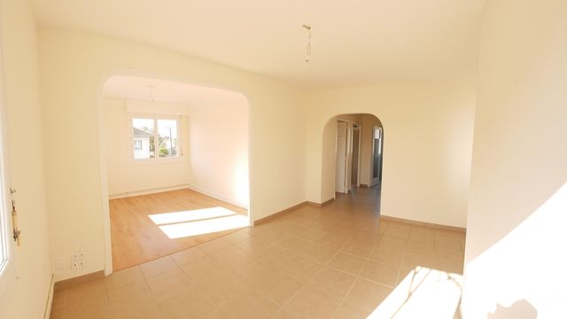 Appartement T3 à louer - 3 pièces - 82.1 m2 - TARBES - 65 - MIDI-PYRENEES - Century 21 Gm Immobilier