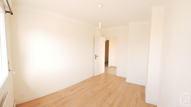 Appartement T3 à louer - 3 pièces - 82.1 m2 - TARBES - 65 - MIDI-PYRENEES - Century 21 Gm Immobilier