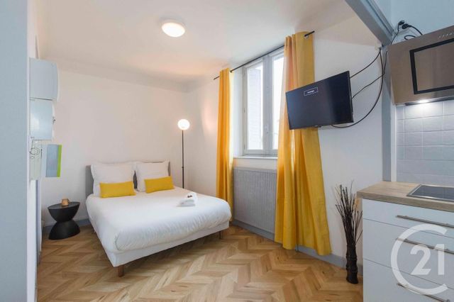 Afficher la photo en grand immeuble à vendre - 401.0 m2 - TARBES - 65 - MIDI-PYRENEES - Century 21 Gm Immobilier