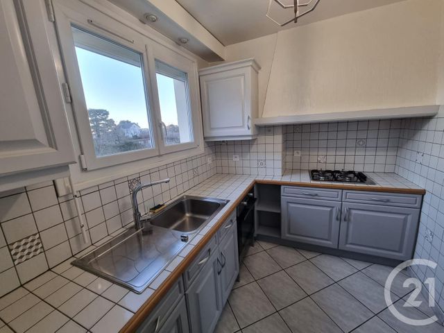 Appartement T3 à louer - 3 pièces - 68.85 m2 - TARBES - 65 - MIDI-PYRENEES - Century 21 Gm Immobilier