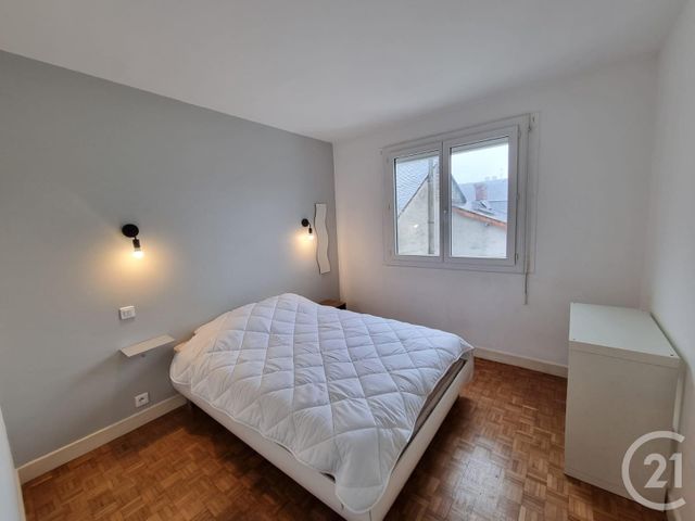 Appartement T3 à louer - 3 pièces - 56.59 m2 - TARBES - 65 - MIDI-PYRENEES - Century 21 Gm Immobilier