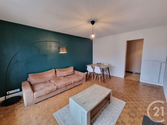 Appartement T3 à louer - 3 pièces - 56.59 m2 - TARBES - 65 - MIDI-PYRENEES - Century 21 Gm Immobilier