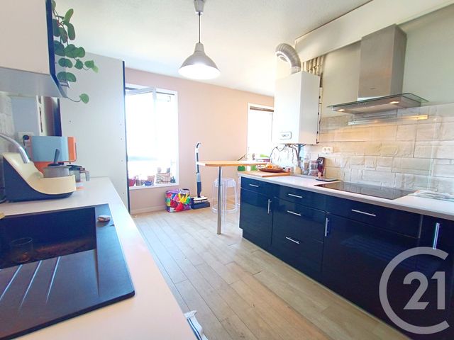 Appartement F2 à vendre - 2 pièces - 56.68 m2 - TARBES - 65 - MIDI-PYRENEES - Century 21 Gm Immobilier