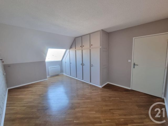 Appartement T2 à louer - 2 pièces - 65.37 m2 - TARBES - 65 - MIDI-PYRENEES - Century 21 Gm Immobilier