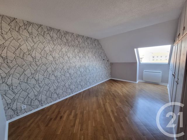 Appartement T2 à louer - 2 pièces - 65.37 m2 - TARBES - 65 - MIDI-PYRENEES - Century 21 Gm Immobilier