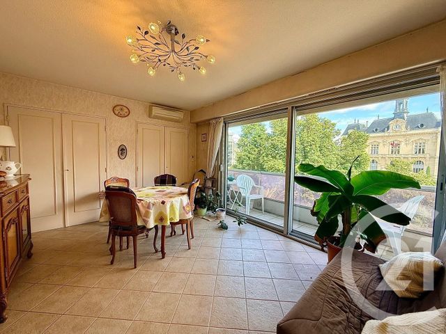 Appartement T3 à vendre - 3 pièces - 66.92 m2 - TARBES - 65 - MIDI-PYRENEES - Century 21 Gm Immobilier