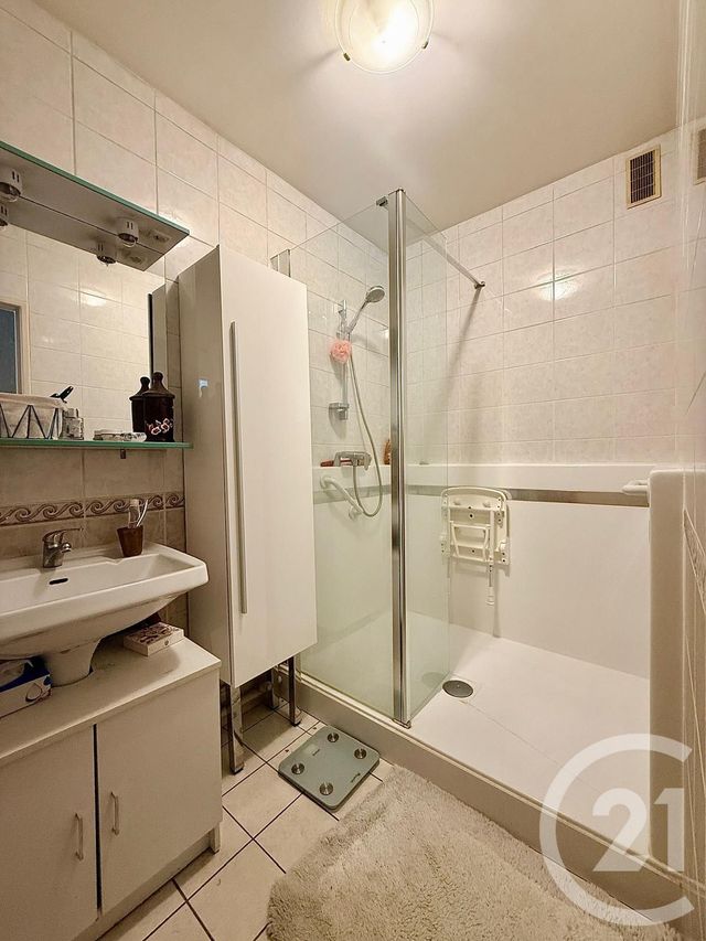 Appartement T3 à vendre - 3 pièces - 66.92 m2 - TARBES - 65 - MIDI-PYRENEES - Century 21 Gm Immobilier
