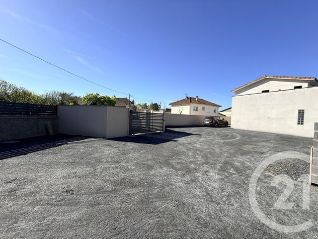 maison à louer - 5 pièces - 141.76 m2 - AUREILHAN - 65 - MIDI-PYRENEES - Century 21 Gm Immobilier