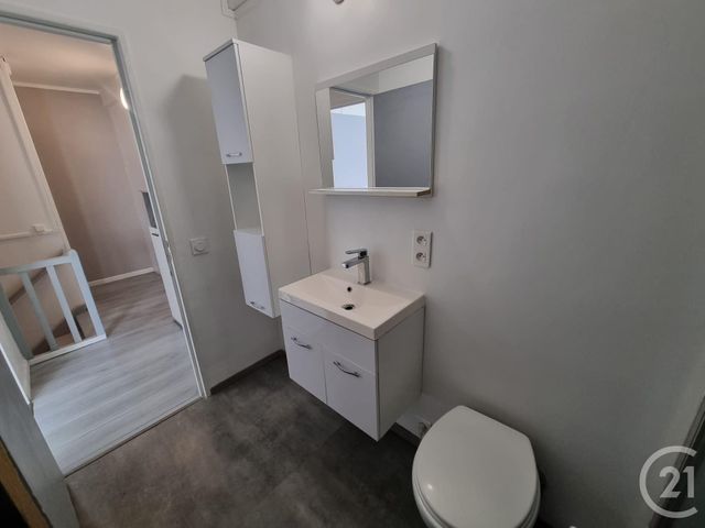 Appartement T3 à louer - 3 pièces - 62.24 m2 - TARBES - 65 - MIDI-PYRENEES - Century 21 Gm Immobilier