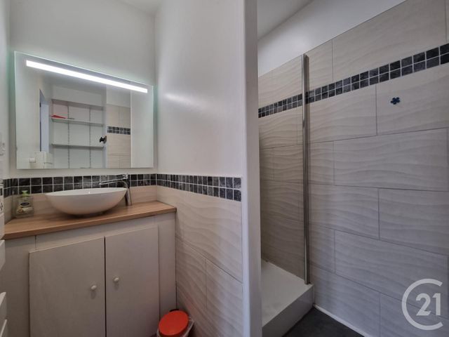 Appartement T2 à louer - 2 pièces - 30.0 m2 - TARBES - 65 - MIDI-PYRENEES - Century 21 Gm Immobilier