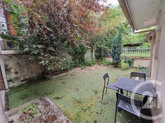 Appartement T2 à louer - 2 pièces - 30.0 m2 - TARBES - 65 - MIDI-PYRENEES - Century 21 Gm Immobilier