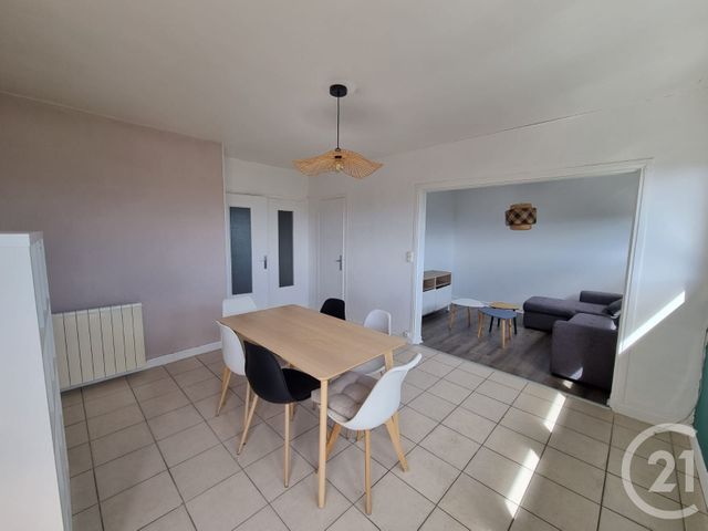 Appartement T3 à louer - 3 pièces - 64.22 m2 - TARBES - 65 - MIDI-PYRENEES - Century 21 Gm Immobilier