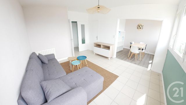 Appartement T3 à louer - 3 pièces - 64.22 m2 - TARBES - 65 - MIDI-PYRENEES - Century 21 Gm Immobilier