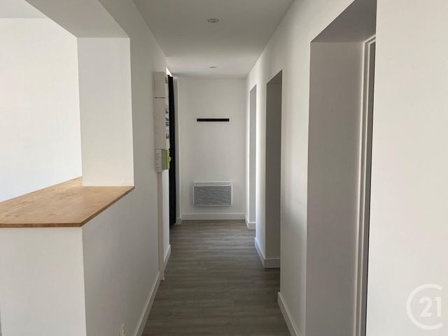 Appartement T3 à louer - 3 pièces - 59.97 m2 - TARBES - 65 - MIDI-PYRENEES - Century 21 Gm Immobilier