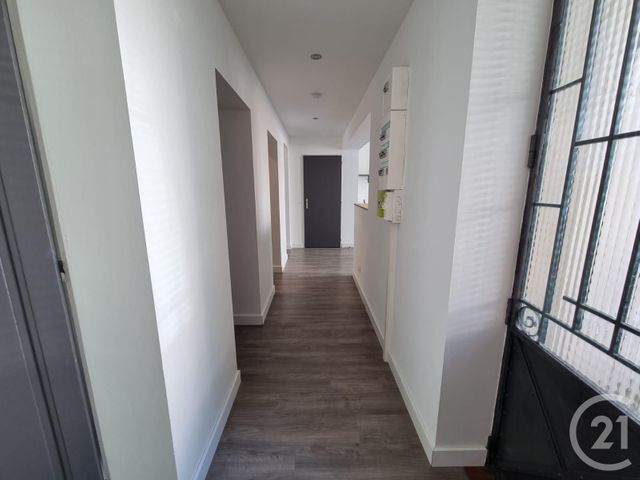 Appartement T3 à louer - 3 pièces - 59.97 m2 - TARBES - 65 - MIDI-PYRENEES - Century 21 Gm Immobilier