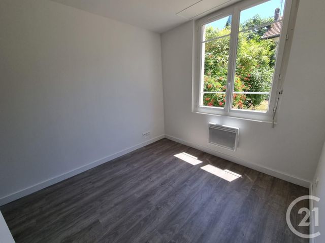 Appartement T3 à louer - 3 pièces - 59.97 m2 - TARBES - 65 - MIDI-PYRENEES - Century 21 Gm Immobilier