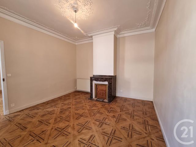 Appartement T4 à louer - 4 pièces - 92.13 m2 - TARBES - 65 - MIDI-PYRENEES - Century 21 Gm Immobilier