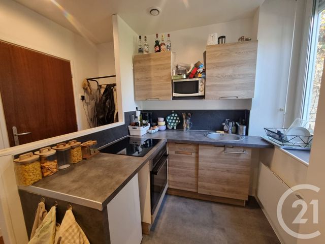 Appartement T3 à louer - 3 pièces - 46.63 m2 - TARBES - 65 - MIDI-PYRENEES - Century 21 Gm Immobilier