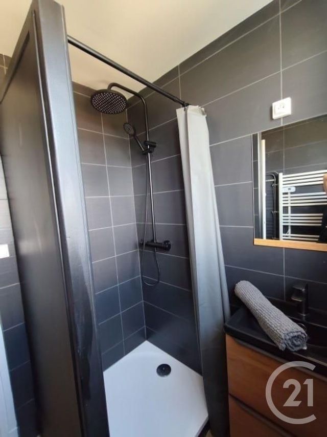 Appartement T4 à louer - 4 pièces - 62.73 m2 - TARBES - 65 - MIDI-PYRENEES - Century 21 Gm Immobilier