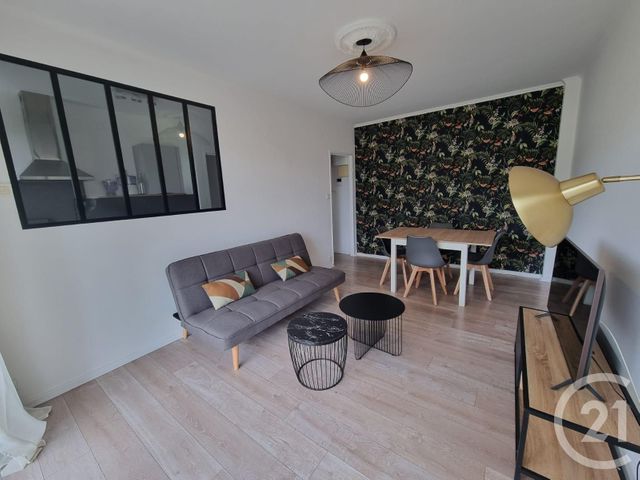 Appartement F2 à louer - 2 pièces - 41.0 m2 - TARBES - 65 - MIDI-PYRENEES - Century 21 Gm Immobilier