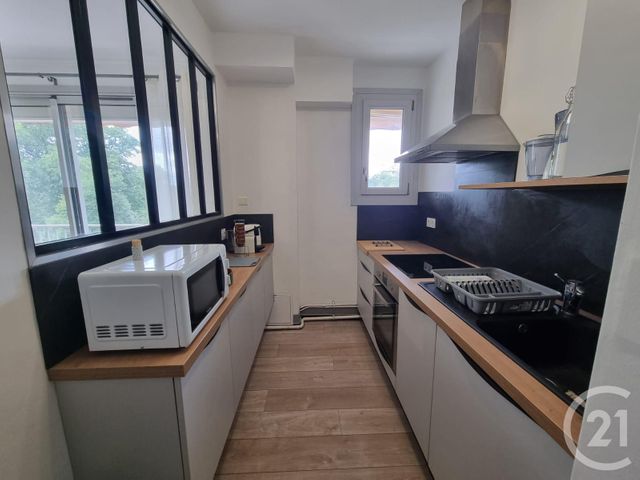 Appartement F2 à louer - 2 pièces - 41.0 m2 - TARBES - 65 - MIDI-PYRENEES - Century 21 Gm Immobilier
