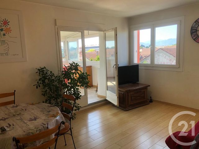 Appartement F2 bis à vendre - 3 pièces - 54.52 m2 - TARBES - 65 - MIDI-PYRENEES - Century 21 Gm Immobilier
