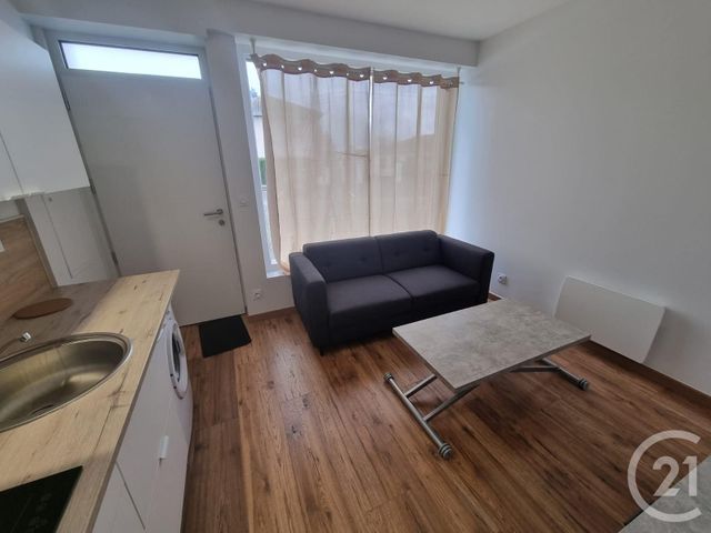 Appartement T2 à louer - 2 pièces - 24.77 m2 - TARBES - 65 - MIDI-PYRENEES - Century 21 Gm Immobilier