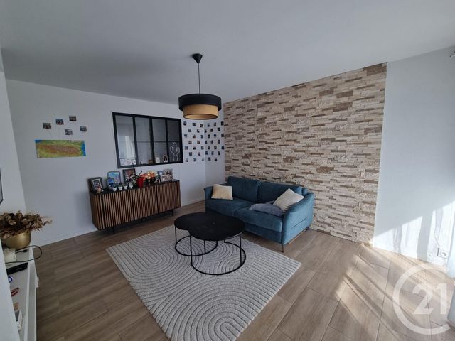 Appartement T3 à louer - 3 pièces - 75.12 m2 - TARBES - 65 - MIDI-PYRENEES - Century 21 Gm Immobilier