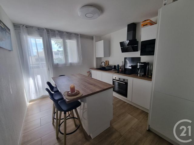 Appartement T3 à louer - 3 pièces - 75.12 m2 - TARBES - 65 - MIDI-PYRENEES - Century 21 Gm Immobilier